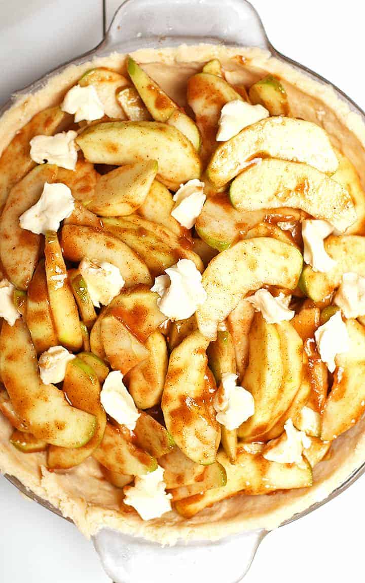 Apple Pie Filling in pie pan