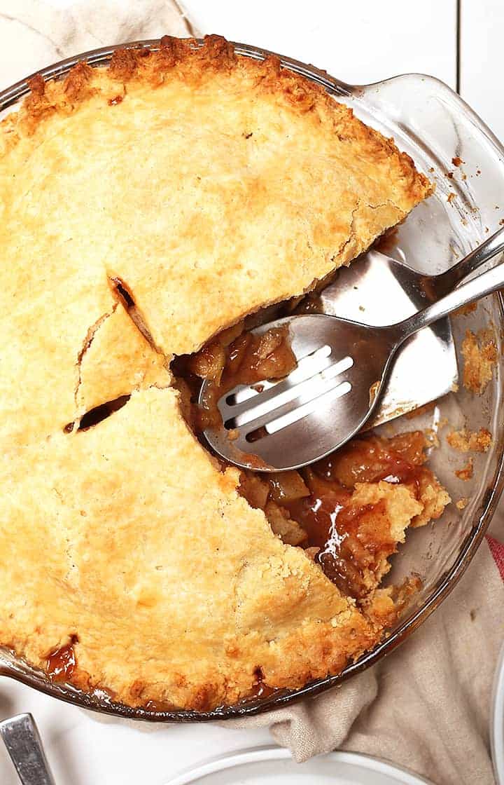 Whole apple pie in pie pan