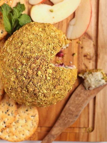 Vegan Cheeseball on a cutting board