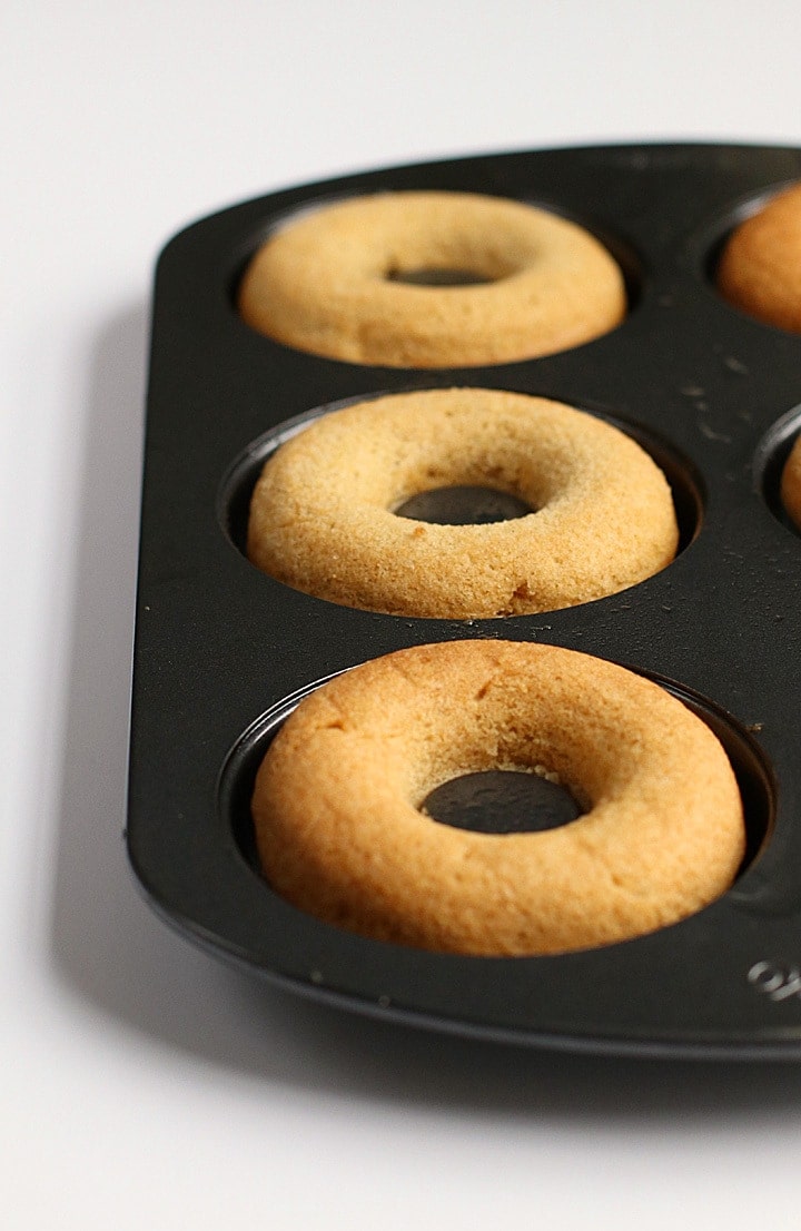 Fresh baked doughnuts in a doughnut pan