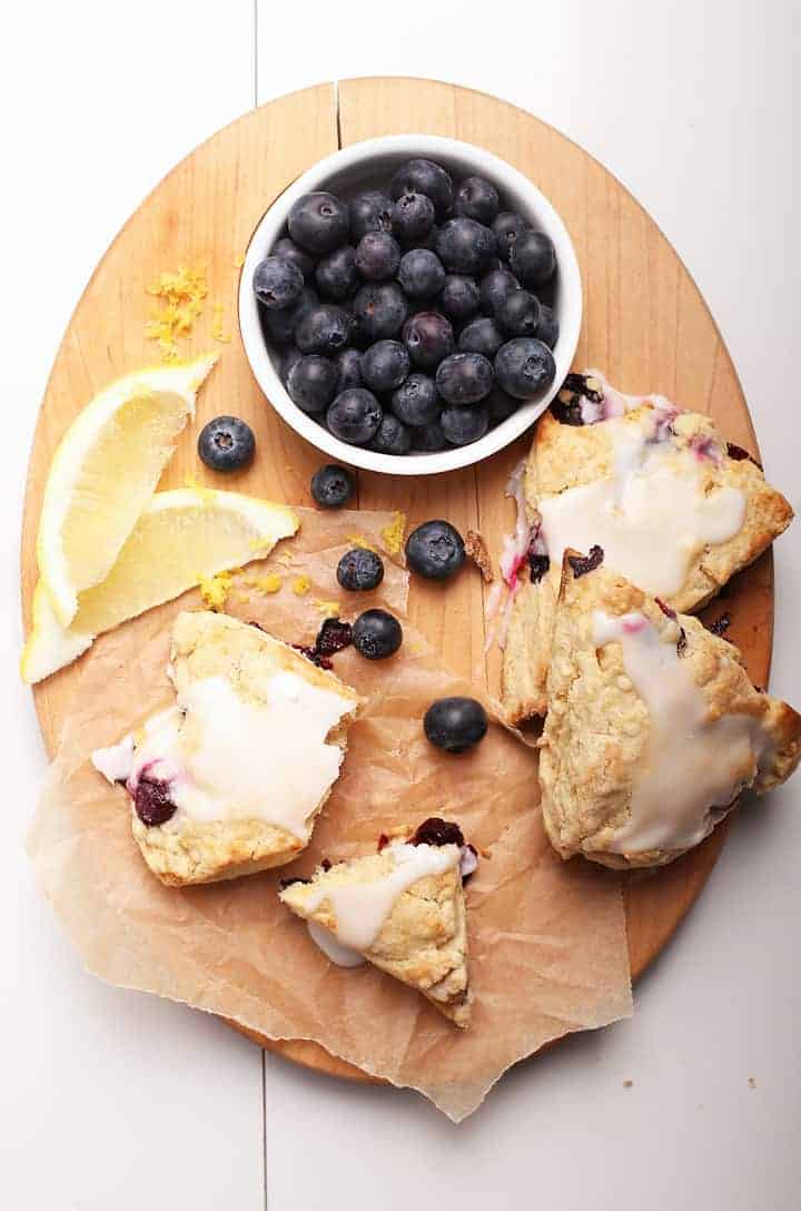 Vegan scones with fresh blueberries