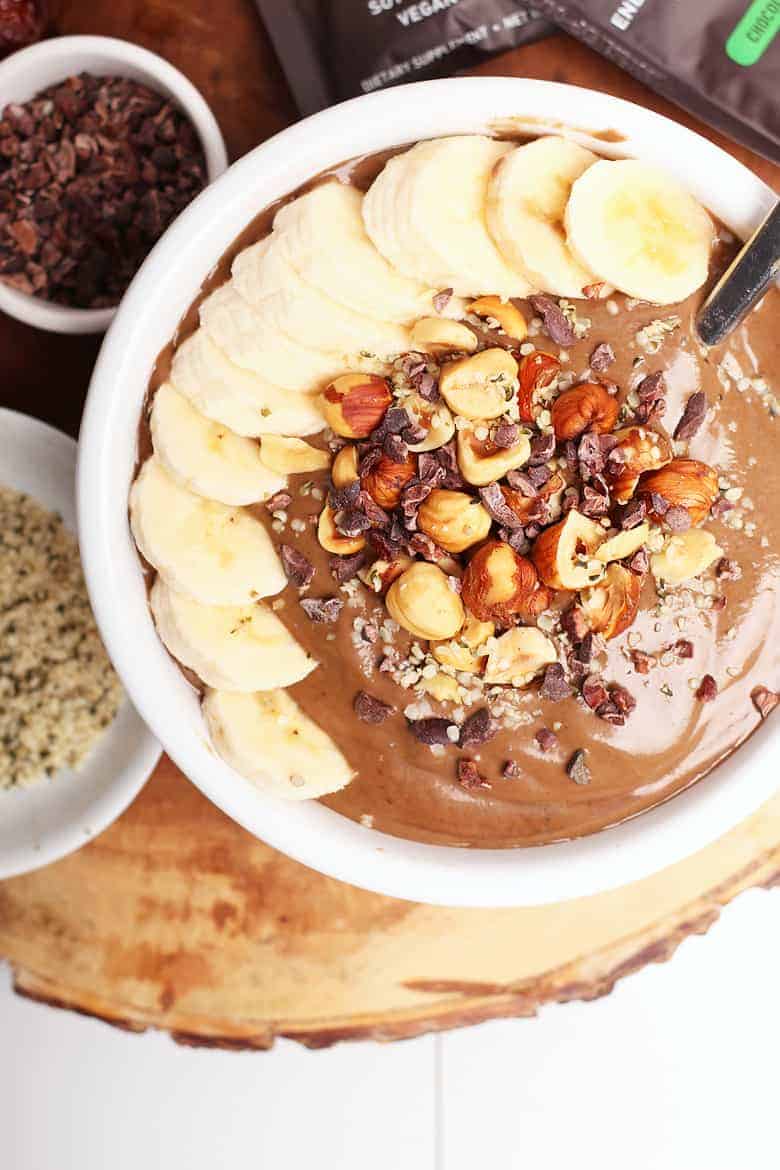 Chocolate Smoothie Bowl with bananas and hazelnuts