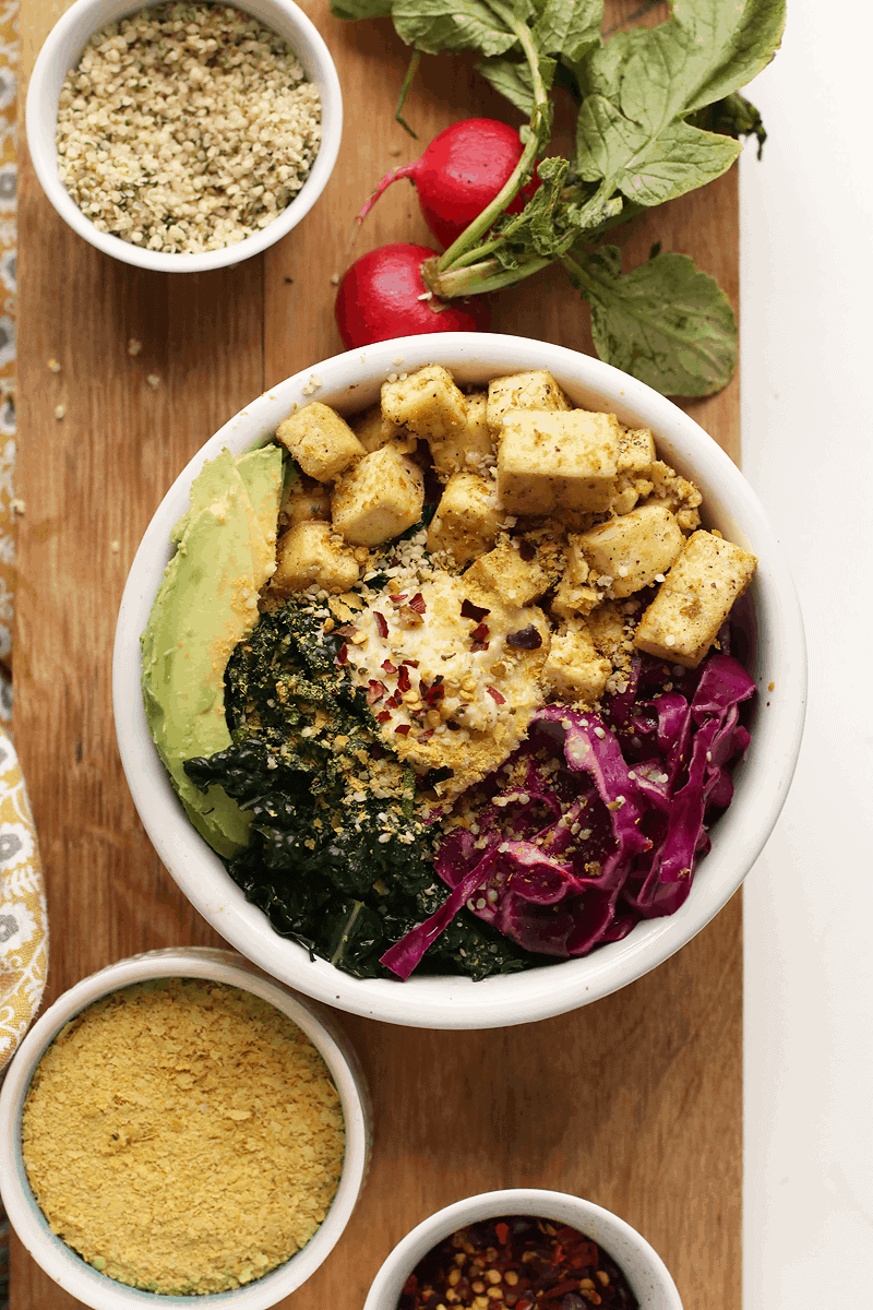 Vegan Breakfast Bowl with tofu and kale